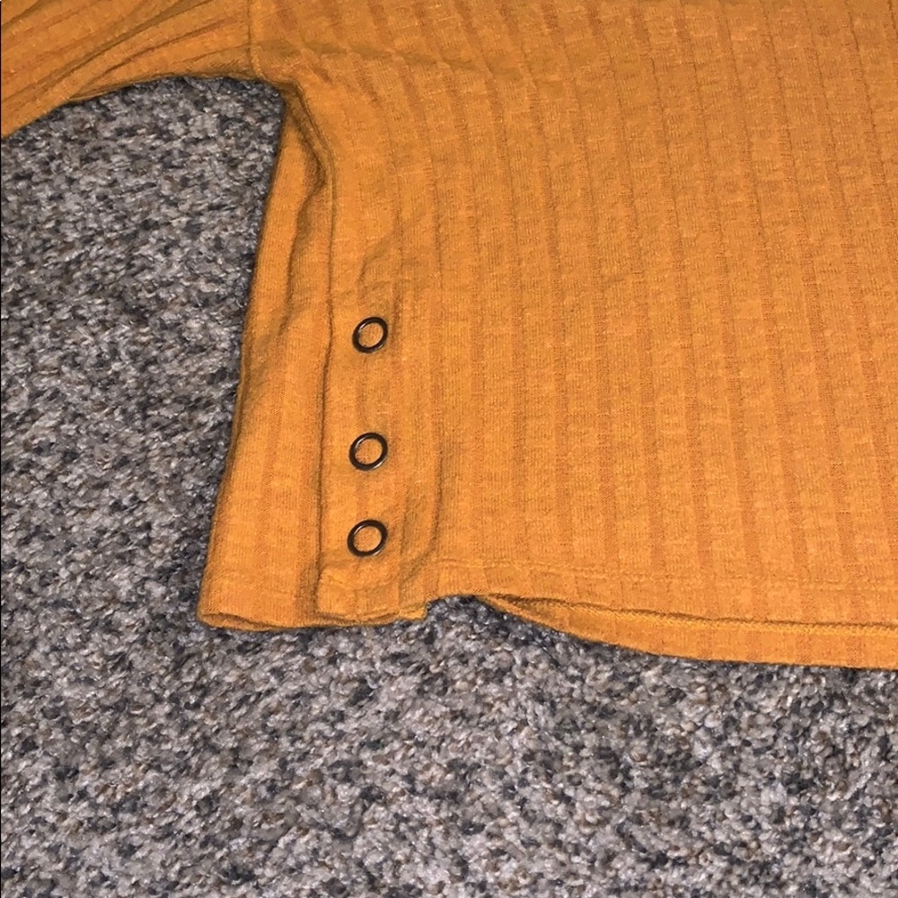 Sweater - Picture 2 of 3